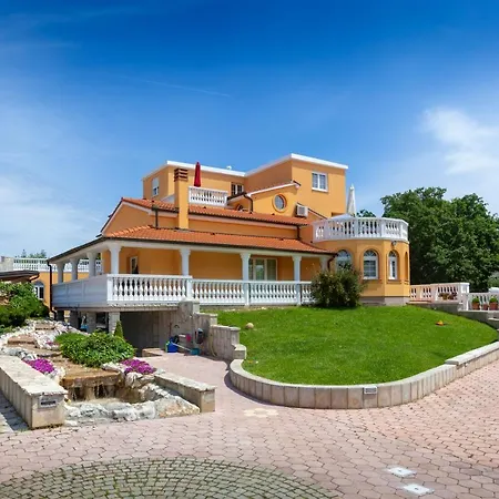 Marko Apartment
