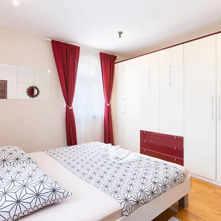 Apartment Marko *