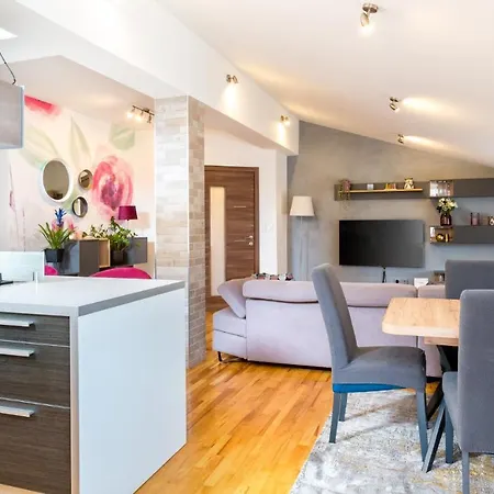 Marko Apartment *